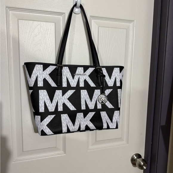 Michael Kors Monogram Black and White Tote - Picture 1 of 1